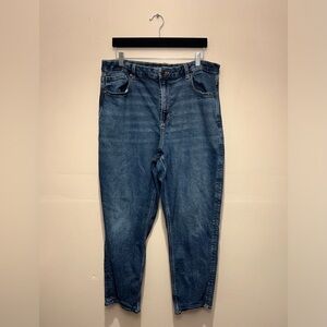 American Eagle Mom Jeans